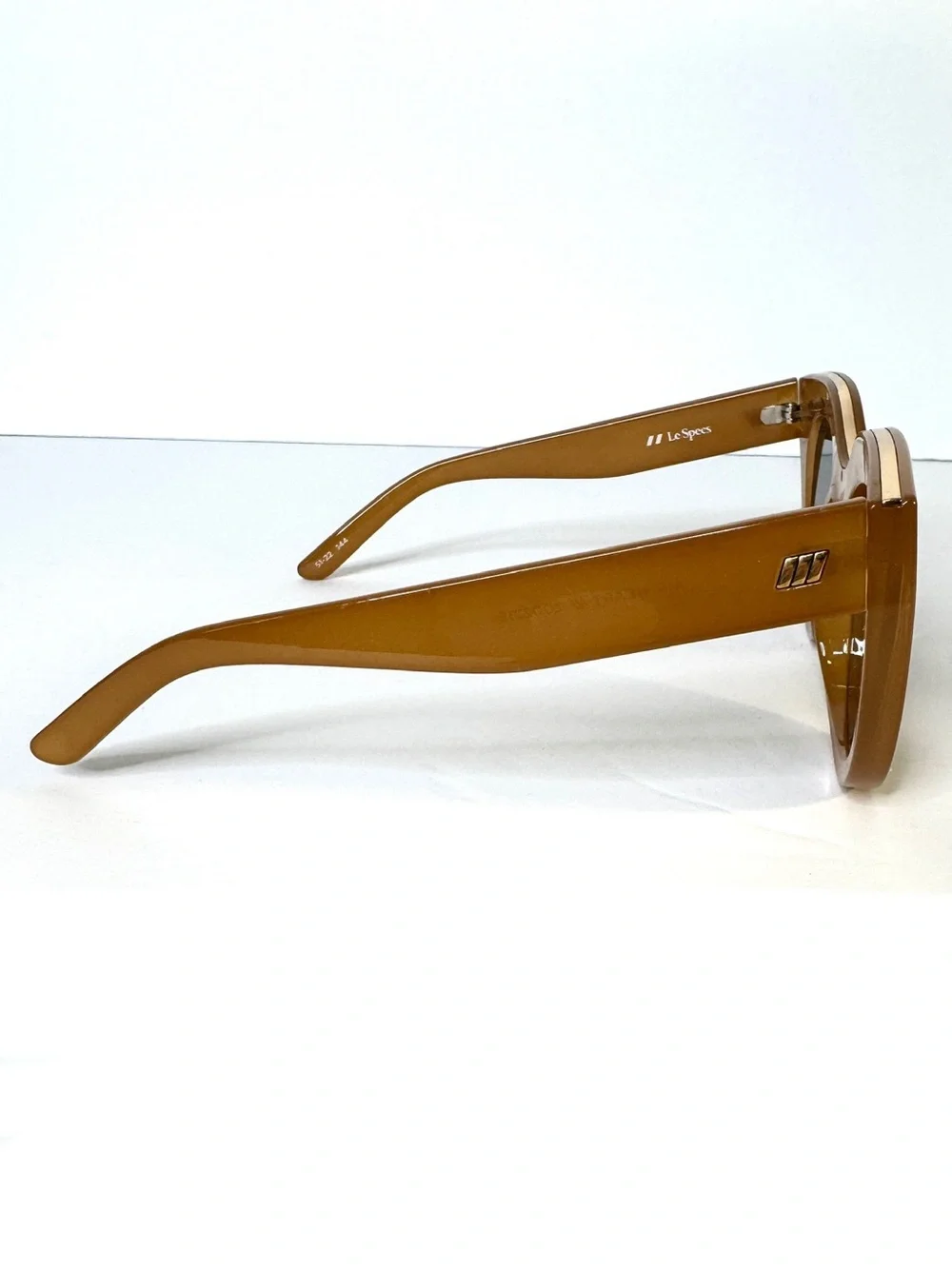 LE SPECS Air Heart Cat Eye Sunglasses Caramel With Gold